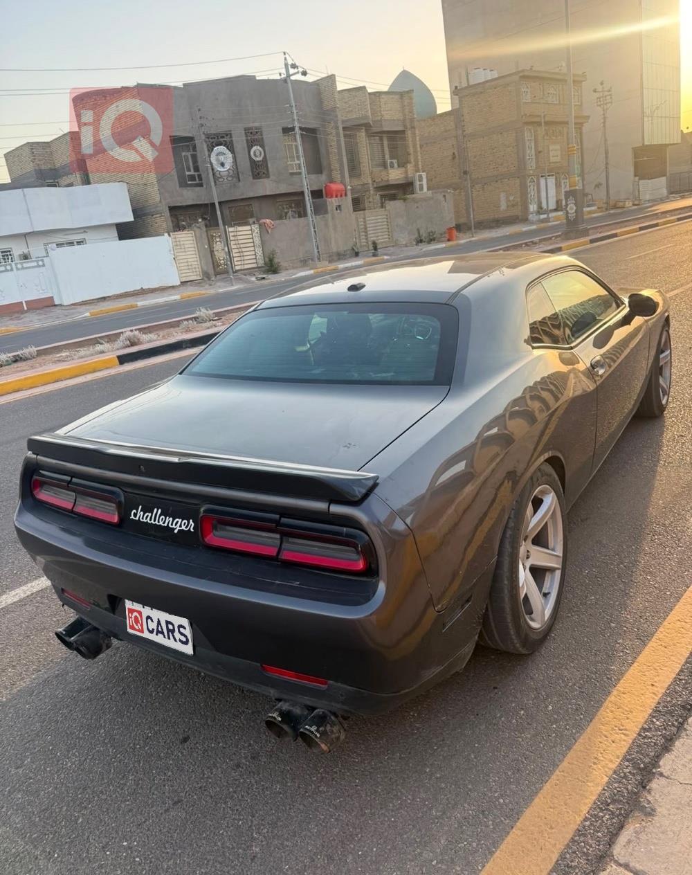 Dodge Challenger